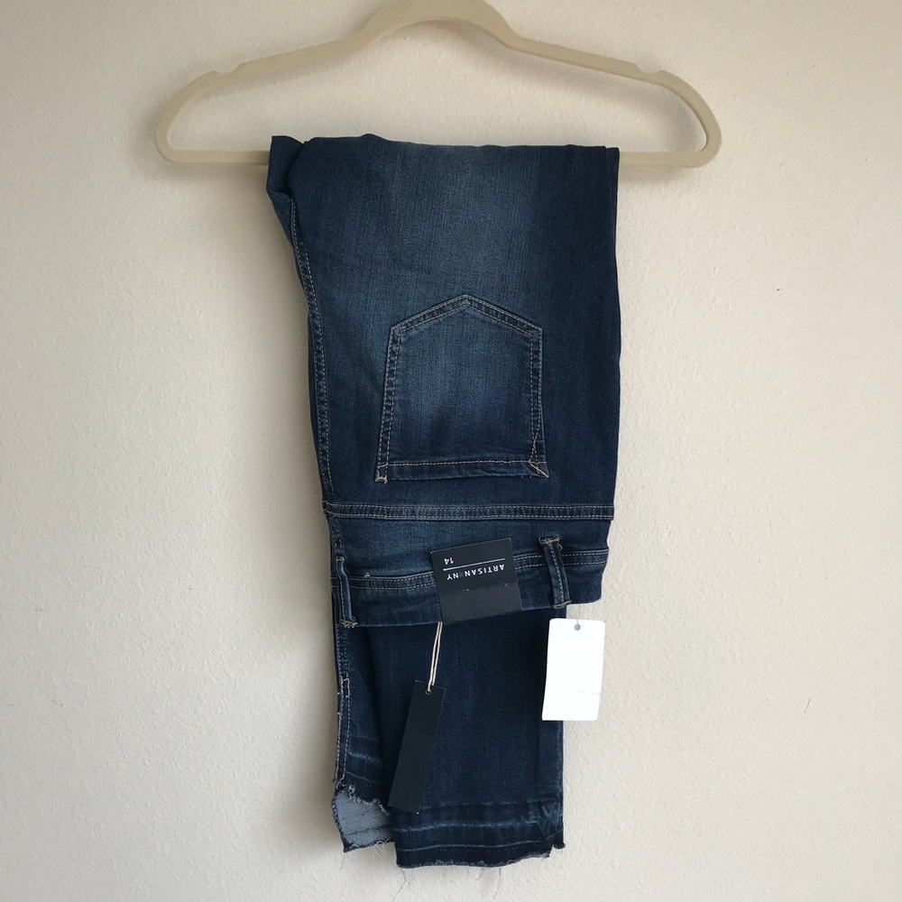 NWT Artisan NY Skinny Jeans with Released Hem